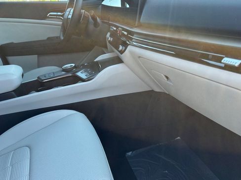 New 2026 Kia Sportage SX Prestige image 16