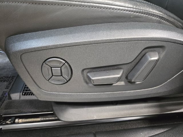 Used 2021 Audi Q3 2.0T Premium Plus w/ Premium Plus Package AWD/4WD image 24