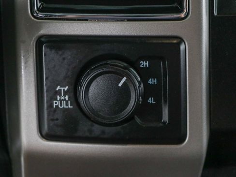 Used 2020 Ford F250 Lariat w/ Lariat Ultimate Package image 24