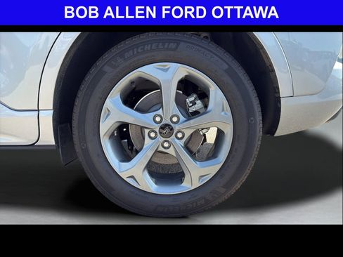 Used 2024 Ford Escape ST-Line w/ Equipment Group 301A FWD image 17