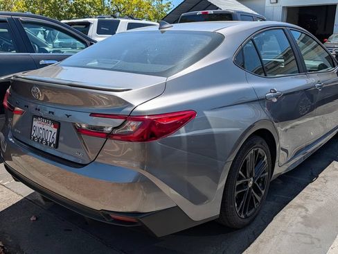 Used 2025 Toyota Camry SE FWD image 2