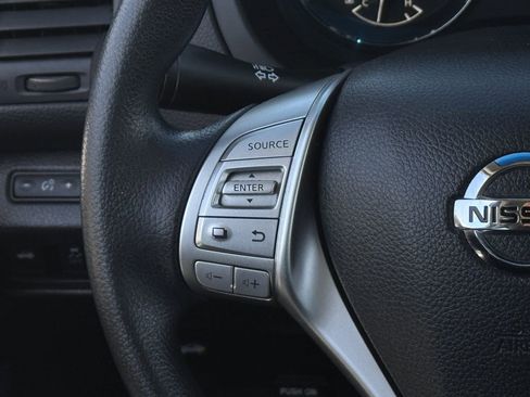 Used 2018 Nissan Altima 2.5 S w/ S Convenience Package image 13