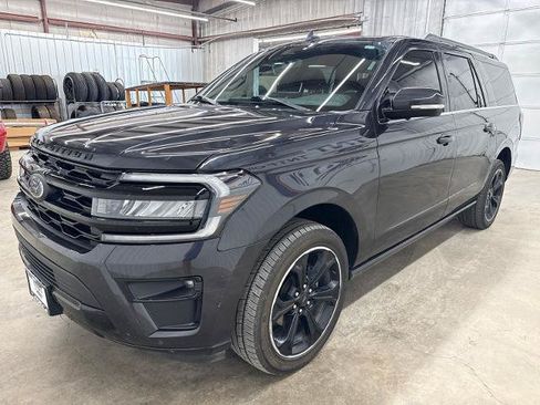 Certified 2024 Ford Expedition Max Limited AWD/4WD image 4