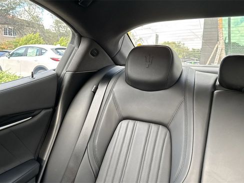 Used 2019 Maserati Ghibli image 18
