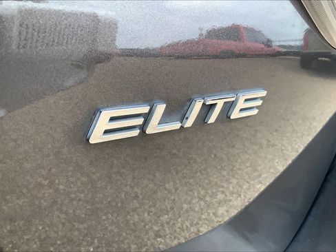 Used 2014 Honda Odyssey Touring Elite image 9