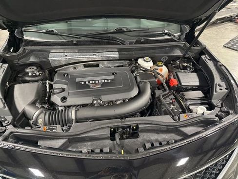 Used 2023 Cadillac XT4 Sport image 11