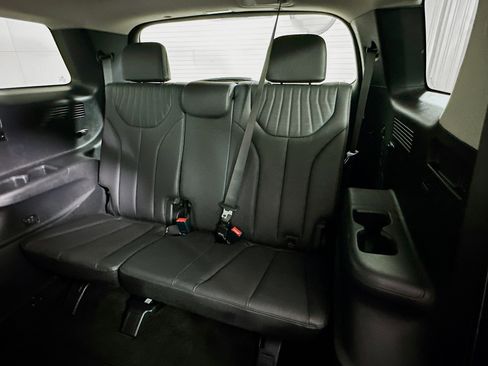Used 2025 Hyundai Palisade Limited image 31