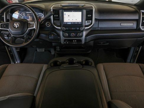 Used 2024 RAM 2500 Big Horn AWD/4WD image 34