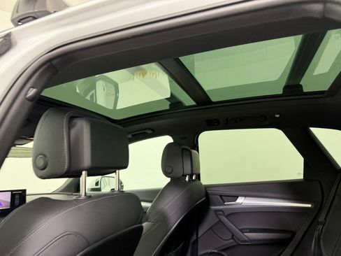 Used 2025 Audi Q5 2.0T Premium image 17