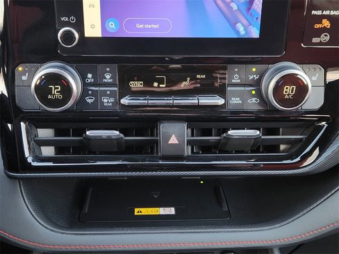 Used 2023 Toyota Highlander XSE image 19