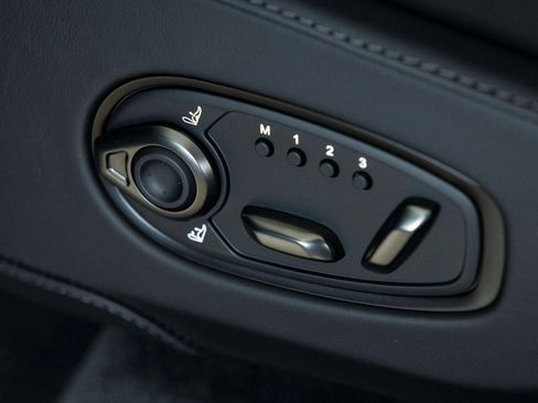 New 2026 Aston Martin DBX 707 image 20