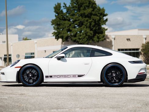 Used 2022 Porsche 911 GT3 RWD image 24