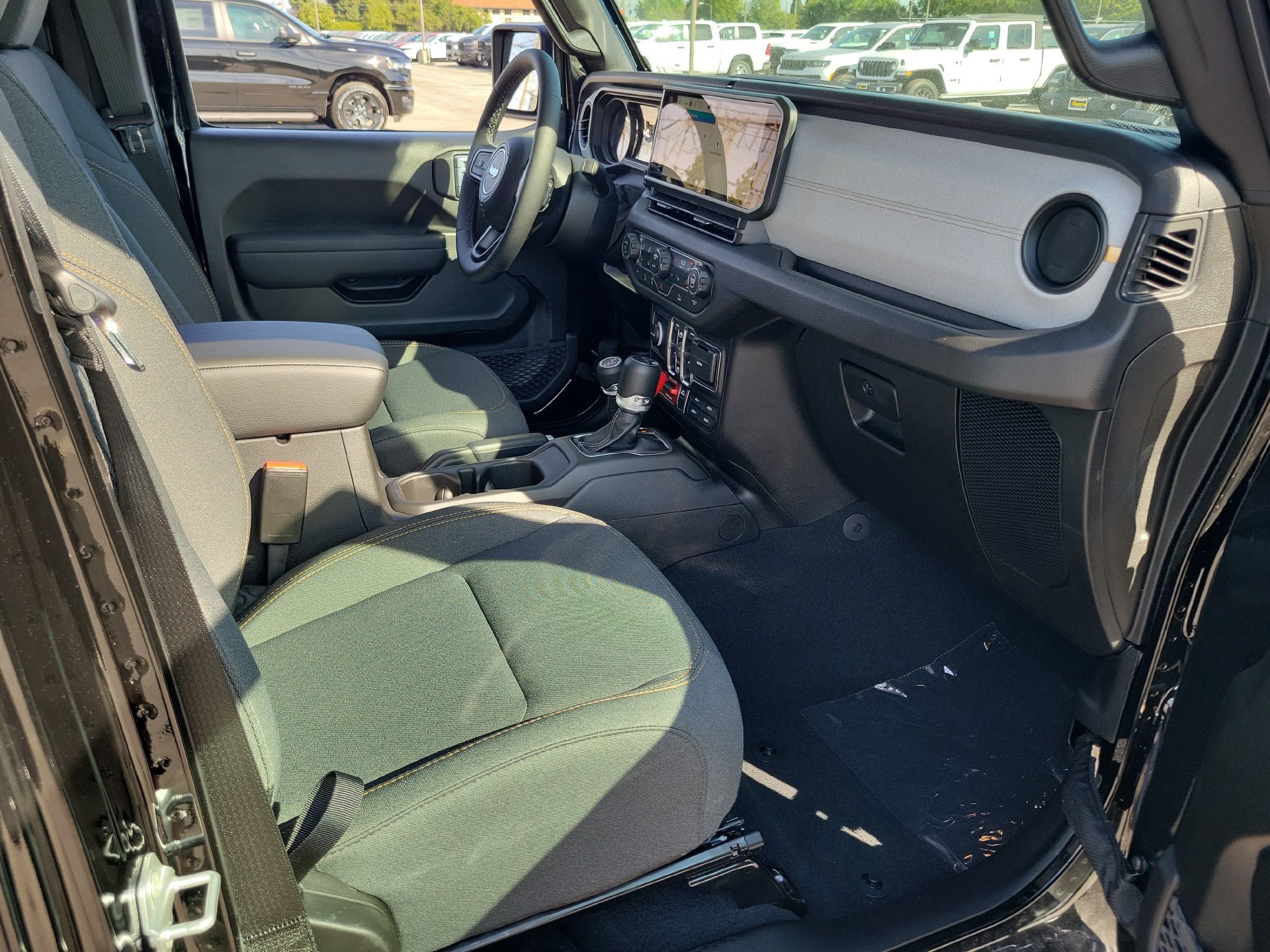 New 2026 Jeep Gladiator Mojave AWD/4WD image 13