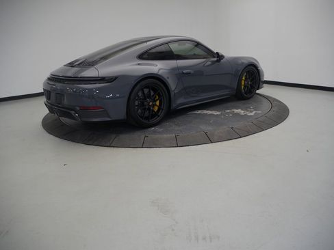 Certified 2025 Porsche 911 Carrera GTS image 7