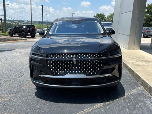 New 2025 Lincoln Nautilus Premier w/ Equipment Group 102A image 3