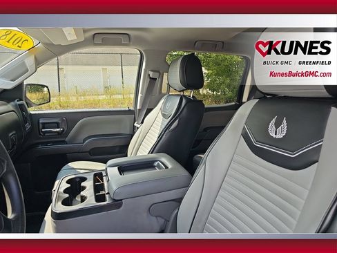 Used 2018 Chevrolet Silverado 1500 Custom w/ Custom Value Package AWD/4WD image 26