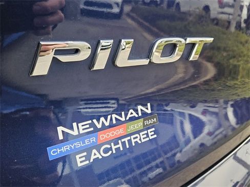 Used 2016 Honda Pilot Elite image 31