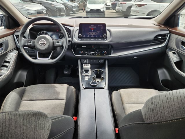 Certified 2022 Nissan Rogue SV AWD/4WD image 8