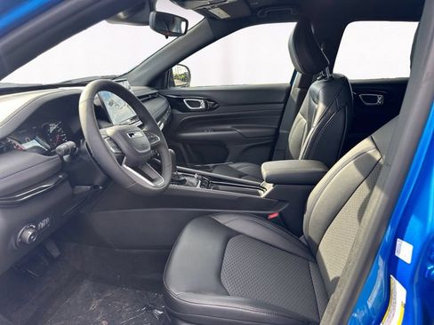 New 2026 Jeep Compass Latitude AWD/4WD image 10