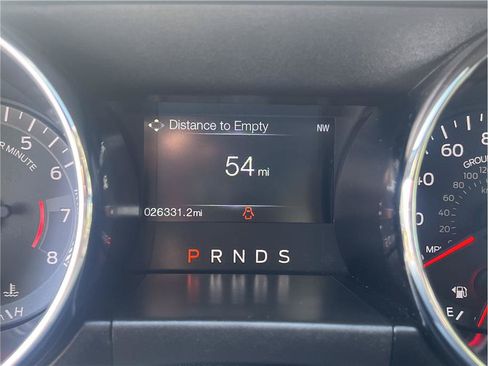 Used 2017 Ford Mustang Coupe RWD image 18