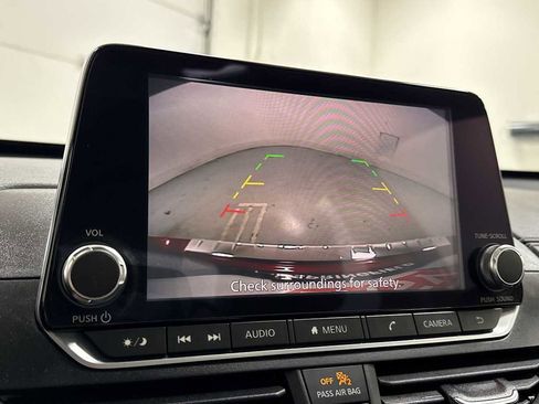 Used 2020 Nissan Altima 2.5 SV image 19