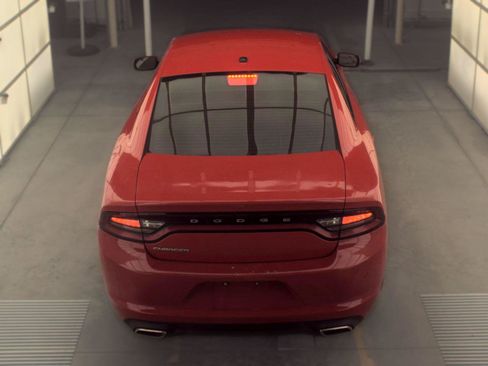 Used 2022 Dodge Charger SXT RWD image 9