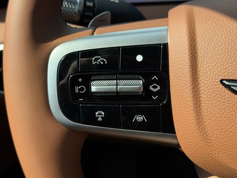 New 2026 Genesis GV70 2.5T Advanced image 29