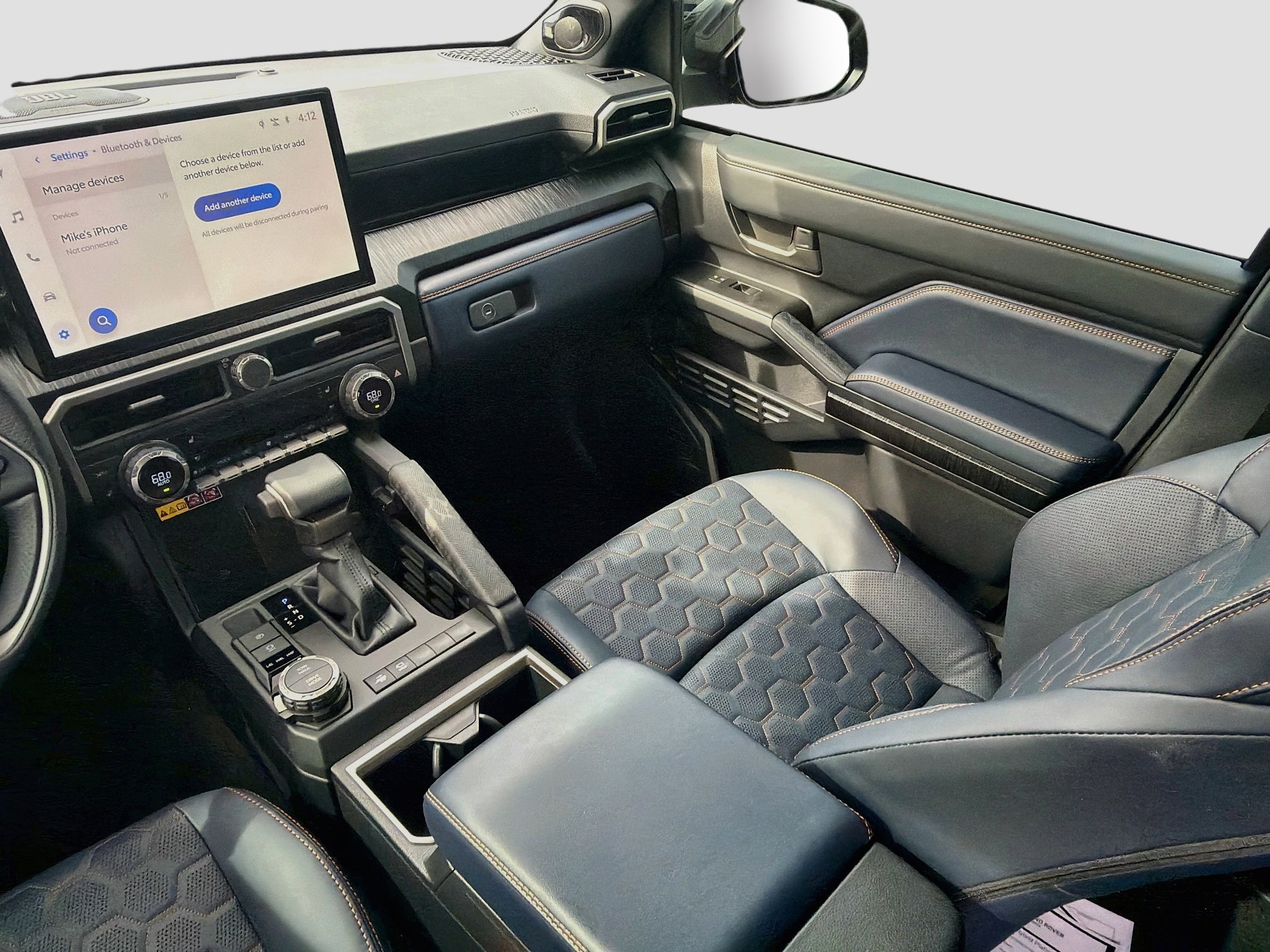 Used 2026 Toyota 4Runner Platinum AWD/4WD image 19