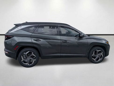 Used 2022 Hyundai Tucson Limited AWD/4WD image 3