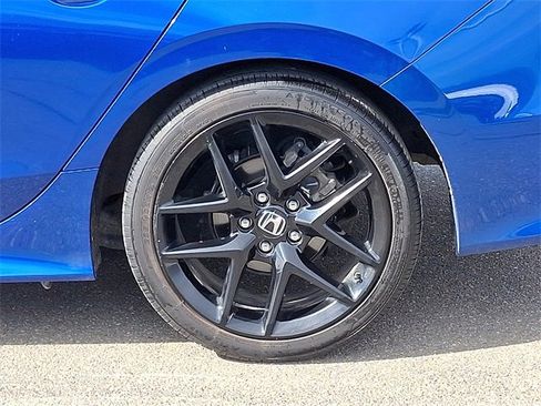 Used 2023 Honda Civic Sport image 30