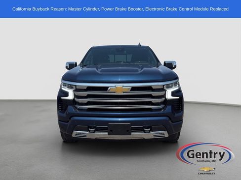 Used 2023 Chevrolet Silverado 1500 High Country AWD/4WD image 2