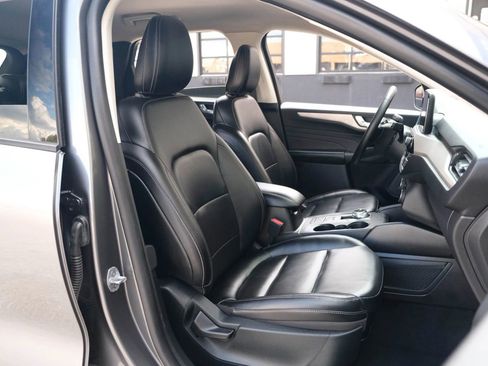 Used 2022 Ford Escape SEL FWD image 33