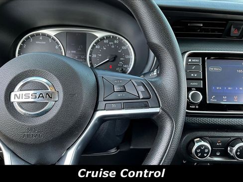 Used 2021 Nissan Kicks S image 12