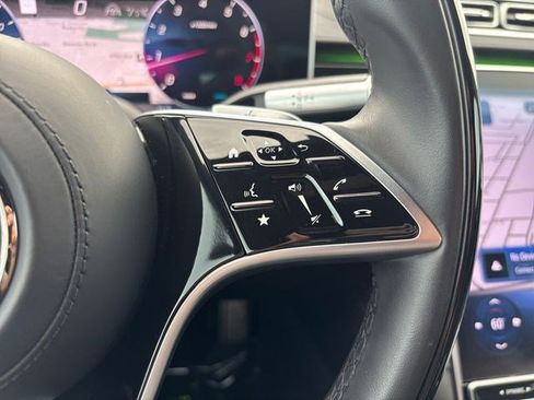 Used 2025 Mercedes-Benz Maybach S 580 4MATIC image 28