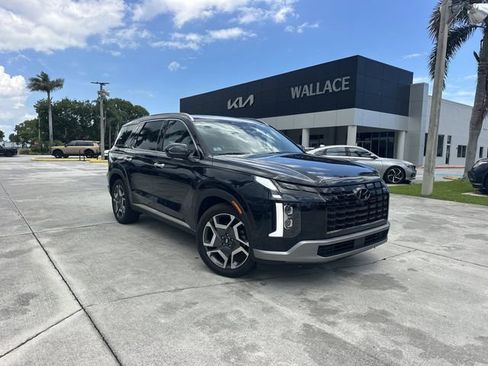 Used 2023 Hyundai Palisade Limited AWD/4WD image 1