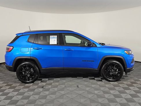 New 2026 Jeep Compass Latitude AWD/4WD image 3