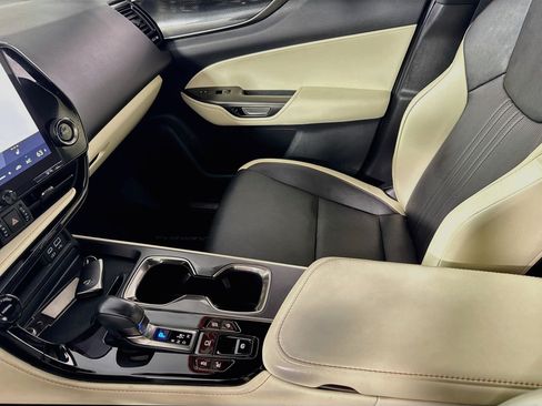 Used 2024 Lexus NX 350 AWD w/ Cold Area Package image 24