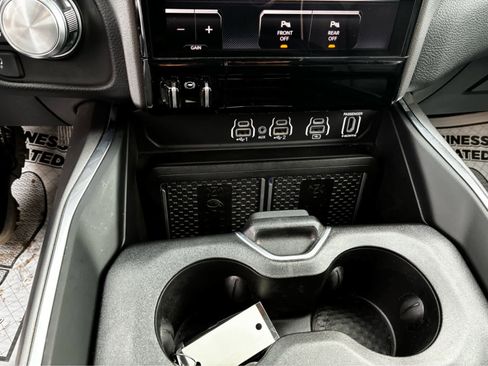 Used 2026 RAM 1500 Laramie w/ Night Edition image 24