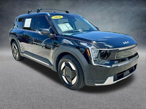 Used 2026 Kia EV9 Wind AWD/4WD image 3