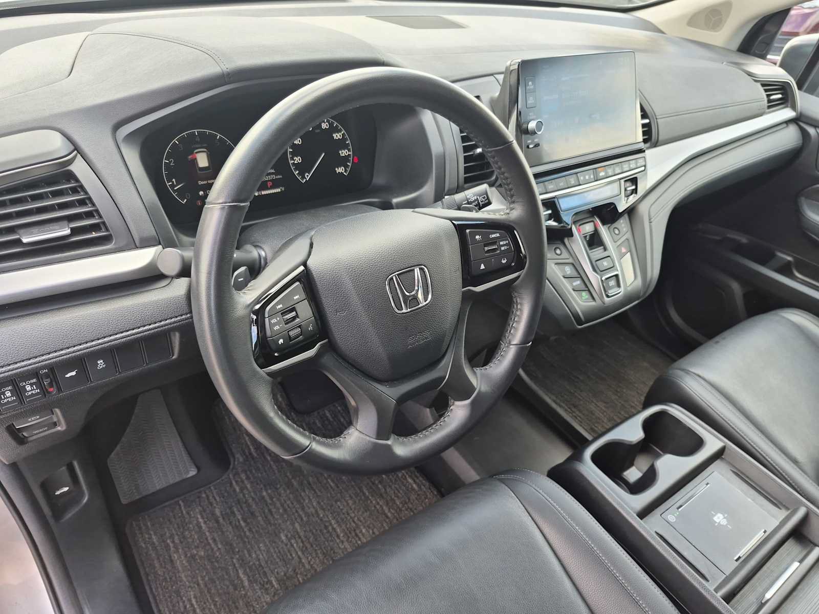 Certified 2025 Honda Odyssey EX-L image 2
