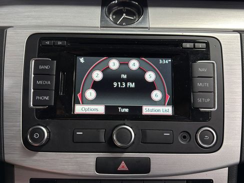 Used 2013 Volkswagen CC R-Line image 29