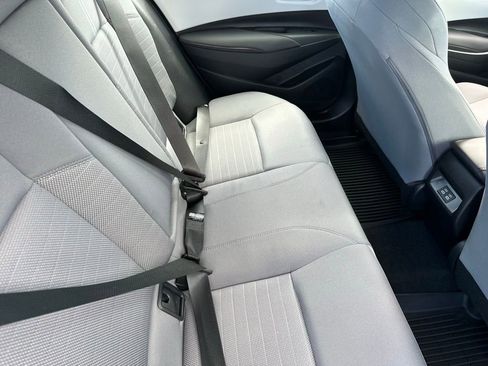Used 2025 Toyota Corolla SE image 17