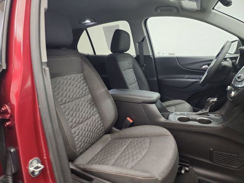 Used 2018 Chevrolet Equinox LT image 28