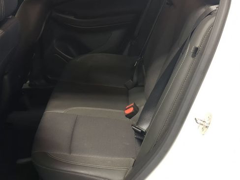 Used 2023 Buick Encore GX Select FWD image 19