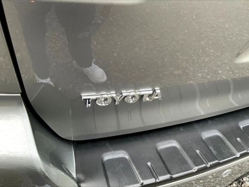 Used 2008 Toyota Sequoia Limited image 23