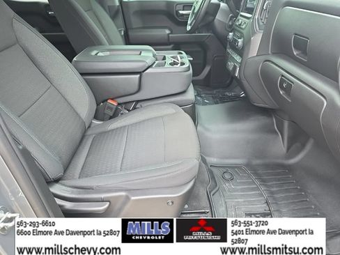 Used 2024 Chevrolet Silverado 1500 Custom Trail Boss AWD/4WD image 19