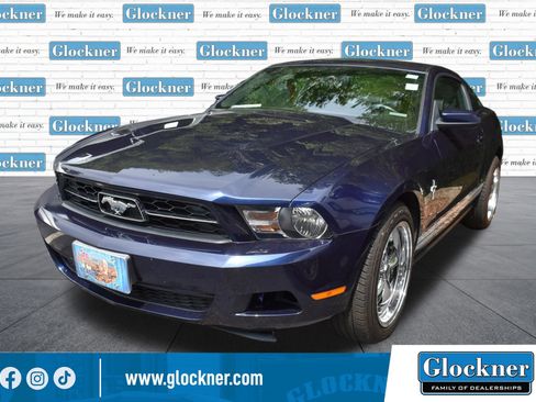 Used 2010 Ford Mustang Coupe RWD image 1