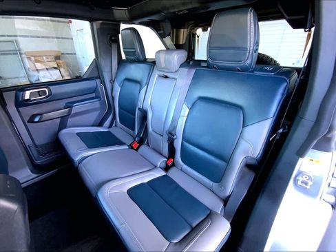 Used 2024 Ford Bronco Outer Banks image 20