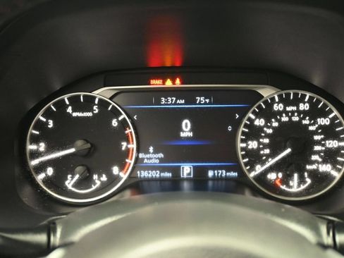 Used 2019 Nissan Altima 2.5 SR w/ SR Premium Package FWD image 13