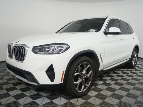 Certified 2024 BMW X3 xDrive30i w/ Premium Package AWD/4WD image 7